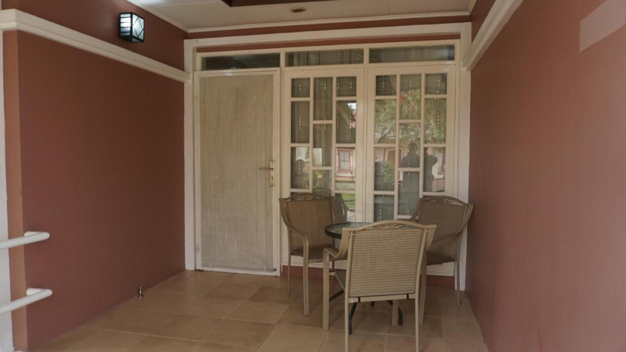 Diyar Villas Puncak M4/12 Экстерьер фото